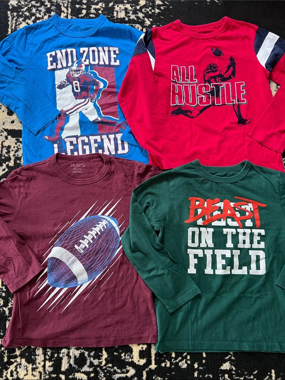 Boys Children’s Place sports tee bundle small 5/6